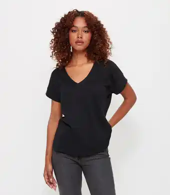 Target Petites Linen Blend V-Neck T-Shirt - Dannii Minogue - New Black offer