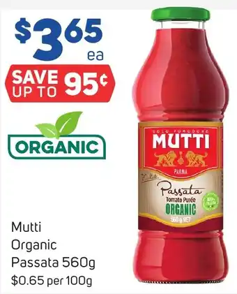 Foodland Mutti Organic Passata 560g offer