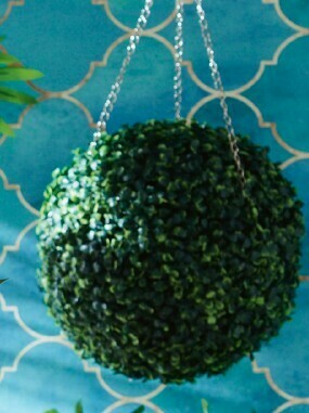Spotlight Topiary Ball offer