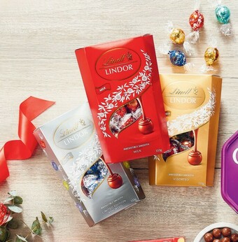 Coles Lindt Cornet 327g-333g offer