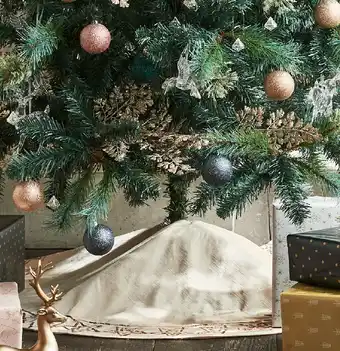 Luxe embroidered tree skirt