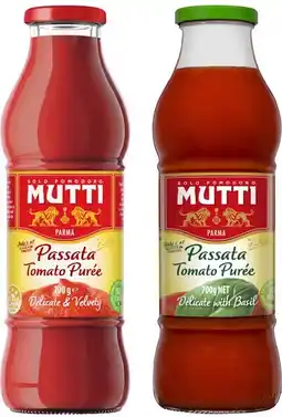 Coles Mutti Passata 700g offer