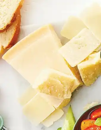 Woolworths Thomas Dux Parmigiano Reggiano Over 12 Months 250g offer