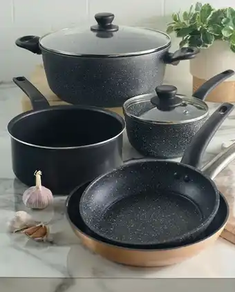 Spotlight 40% off All Cookware offer