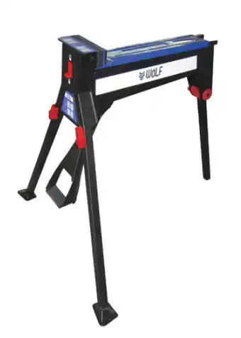 Total Tools Wolf clamping saw horse offer