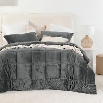 Pillow Talk Cosy Cube Comforter Set by M.U.S.E offer