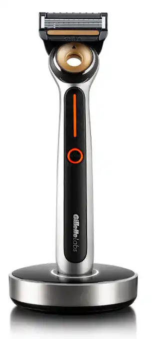 Gillettelabs heated razor