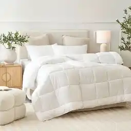 Pillow Talk Comfort Science So Soft 450gsm Microfibre Quilt by Hilton offer