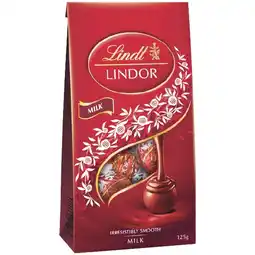 Woolworths Lindt Lindor Pouch 123-125g offer