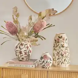 Pillow Talk Hallie Flower Vase by M.U.S.E offer