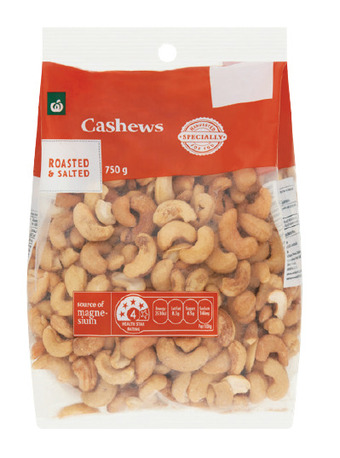 Woolworths Woolworths roasted or roasted & salted cashews 750g pack offer