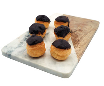 Drakes Custard profiteroles 6 pack offer