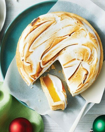 Woolworths Gold Lemon Meringue Pie 700g offer