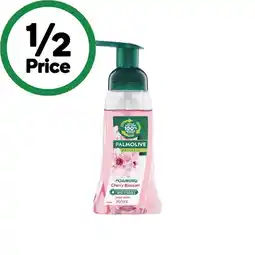 Woolworths Palmolive Foam Hand Wash 250ml offer
