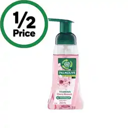 Woolworths Palmolive Naturals Foaming Liquid Hand Wash 250ml offer