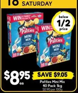 Drakes Patties Mini Mix offer