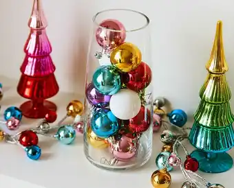 Myer Giftorium Plastic Rainbow Bauble Garland 165cm