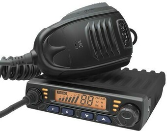 Autobarn Crystal 5W 80CH Ultra Compact UHF CB Radio offer