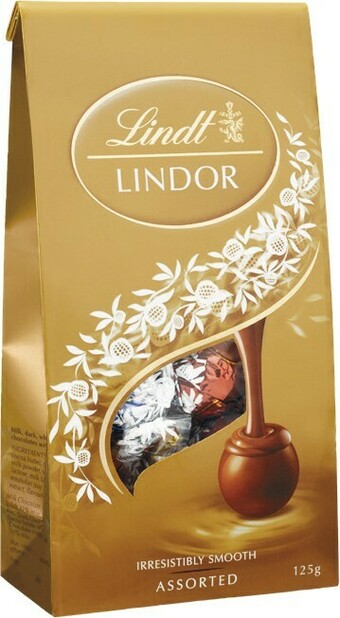Woolworths Lindt Gifting Bags 80-125g offer