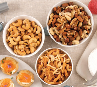 Drakes Drakes dry roasted or natural almonds 500g offer