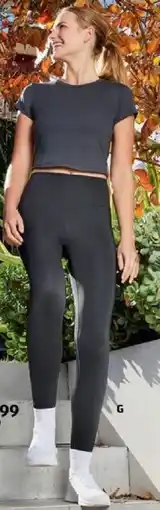ALDI Women's fitness tights offer