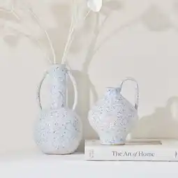 Pillow Talk Kris Vase by M.U.S.E offer