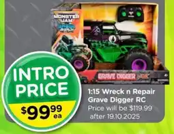 Toyworld 1:15 Wreck n Repair Grave Digger RC offer