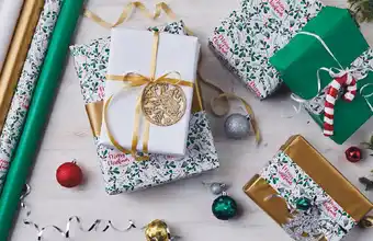 Woolworths Woolworths christmas wrapping paper 5m offer