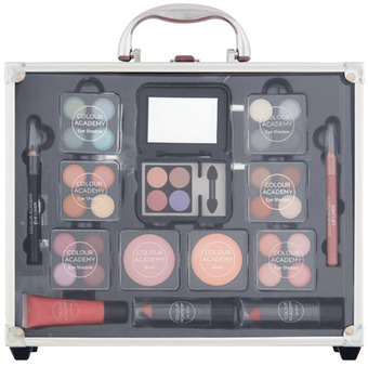 Woolworths Cosmetic case offer