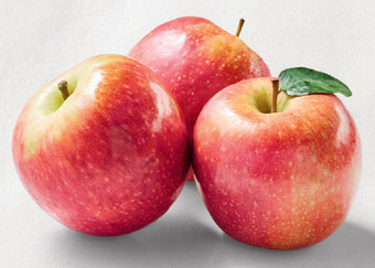 ALDI Australian pink lady apples per kg offer