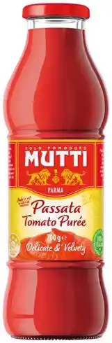 IGA Mutti Passata Tomato Purée 700g offer