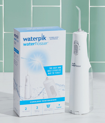 Cordless plus water flosser