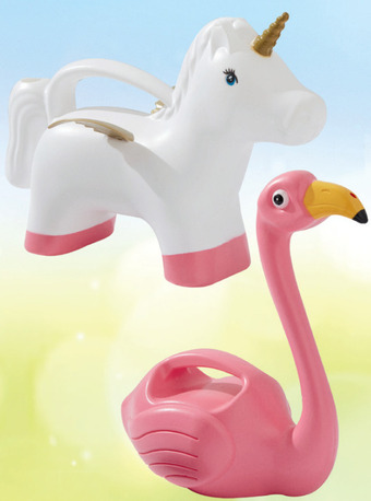 Novelty watering cans
