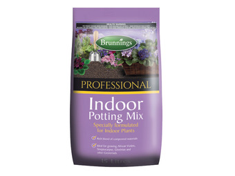 Stratco Brunnings indoor potting mix offer