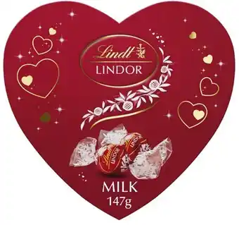 Lindt Lindor Milk Chocolate Heart Box