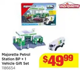 Mr Toys Majorette petrol station bp + 1 vehicle gift set offer