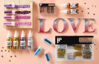 Spotlight 25% off Glitter & Glitter Glue offer