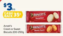 Foodland Arnott's cream or sweet biscuits offer