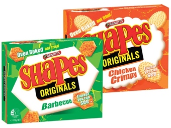 Foodland Arnott's shapes 140-190g offer