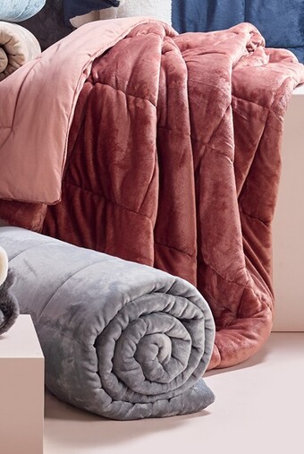 Spotlight 50% off Koo Super Plush Blanket offer