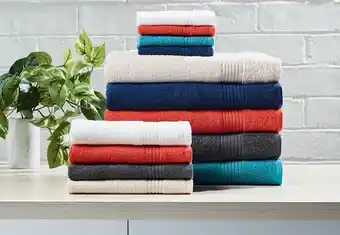 Spotlight 40% off Emerald Hill Towel Range offer