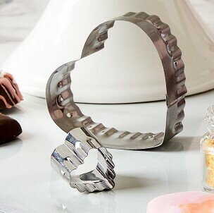 Spotlight Mondo Heart Cookie Cutter Set offer