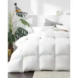 Woolworths 700GSM Queen Duck Down Feather Quilt Giselle Bedding offer