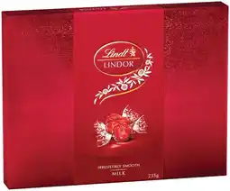 IGA Lindt Lindor Chocolate Gift Box 232‑235g Selected Varieties offer