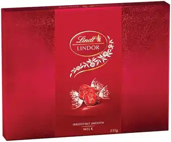 IGA Lindt Lindor Chocolate Gift Box 232‑235g Selected Varieties offer
