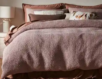 Australian House & Garden Queenstown Quilted Cotton Quilt Cover Set in Dove