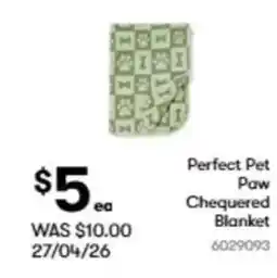 BIG W Perfect pet paw chequered blanket offer
