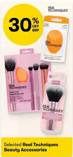 BIG W Real Techniques everyday essentials set offer