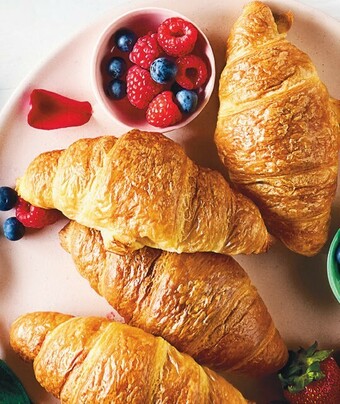 Woolworths Large Butter Croissant Pk 4* offer