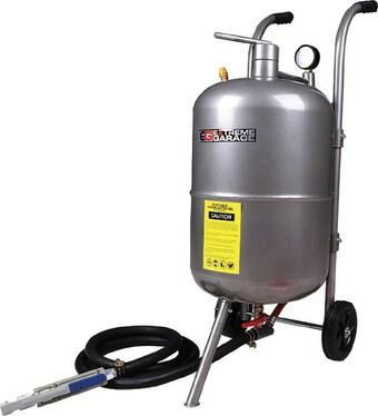 Autobarn Extreme Garage 38LT Portable Sandblaster Tank offer